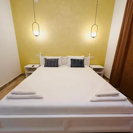 Fabian Apart Centertown Tulcea Exterior foto